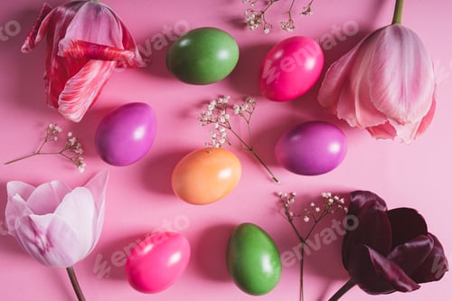 Preview: Easter eggs.