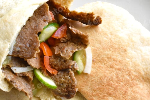 Preview: Lamb doner kebab with pita bread. Traditional Turkish food.