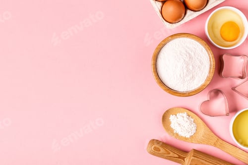 Preview: Ingredients and utensils for baking on a pastel background.