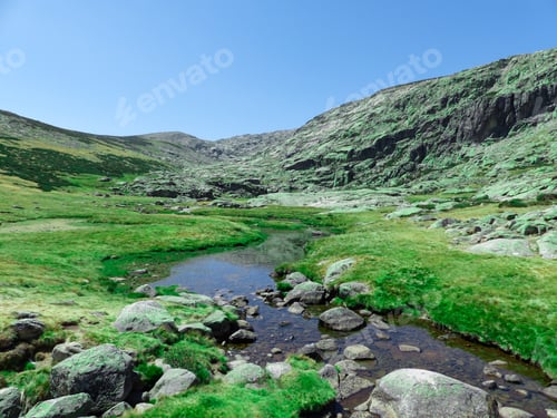 Preview: Beautiful shot of the scenic nature of Sierra de Gredos Regional Park, Spain