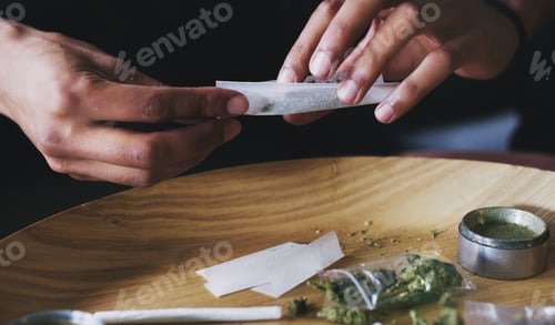 Preview: He knows a thing or two about rolling a joint