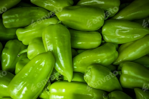 Preview: Full Frame Shot Of Green Bell Peppers