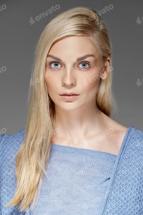 Preview: Portrait of pretty girl with natural makeup
