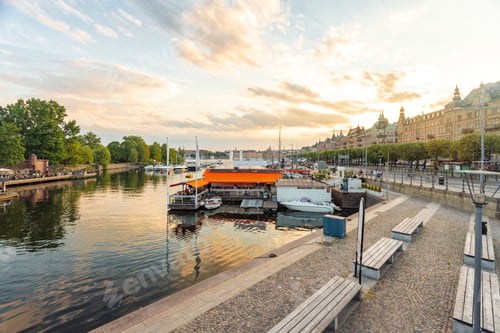 Preview: Strandvägen and Djurgarden island with cafes and bars in summer, Stockholm