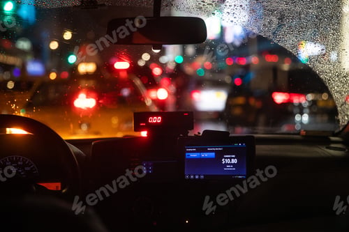 Preview: Interior view of taxi cab stuck in New York traffic
