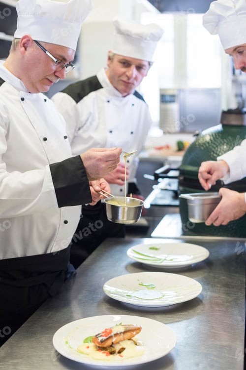 Preview: Order in applying ingredients on the plate