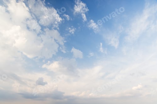 Preview: Scenic view of the sky with clouds