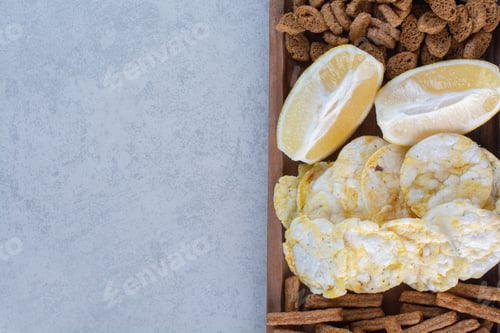 Preview: A lot of delicious food to the beer on wooden board