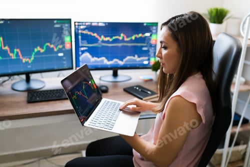 Preview: Freelancer checking the stock market