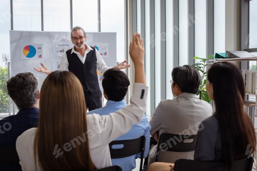 Preview: Group of multiethnic businessmen