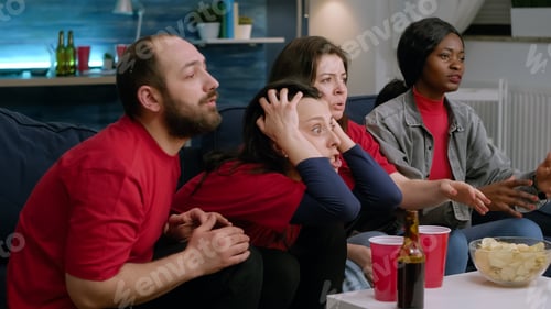 Preview: Support football cheering together while watching soccer on television