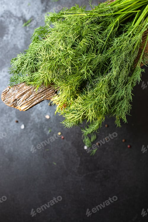 Preview: Dill Fresh Raw Green Herb Preparation For Freezing Serving Size Organic Healthy Ething Natural