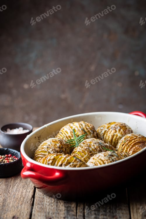Preview: Baked hasselback potatoes