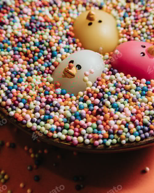 Preview: Colorful Sprinkles with Fun Toy Animals