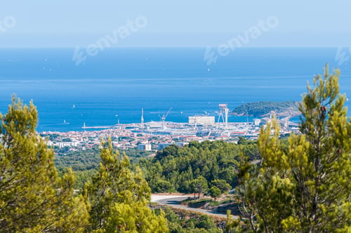 Preview: Scenic view of a beautiful town and a pier of La Ciotat in Marseilles, France