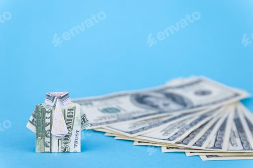 Preview: Shirt Made of Money with Blurred Banknotes