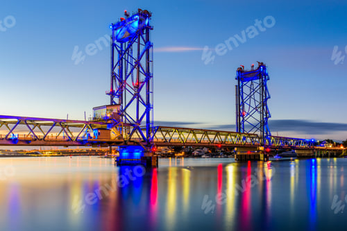 Preview: Memorial Bridge in Portsmouth
