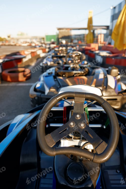 Preview: Kart car for carting with no people at open air training track
