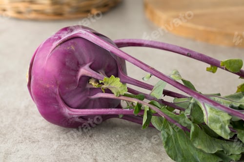 Preview: Fresh purple kohlrabi