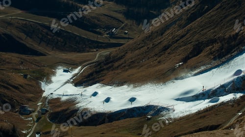 Preview: Skiing in artificial track