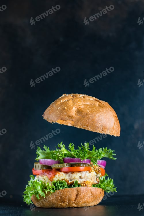Preview: Burger Meat Pork, Beef Or Chicken Grilled Cutlet Sandwich And Vegetables Serving Size Organic