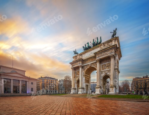 Preview: Porta Sempione in Milan, Italy