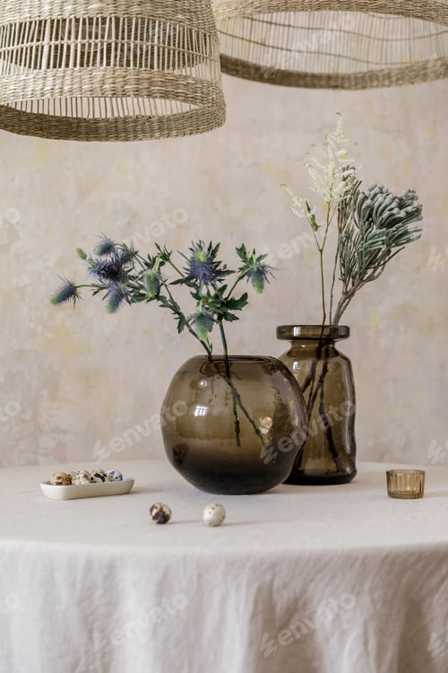 Preview: Stylish and elegant dining room interior