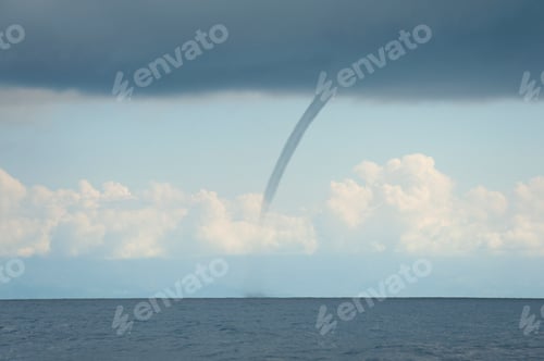 Preview: Tornado (Waterspout)