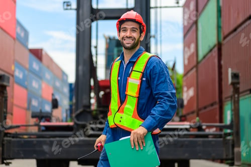 Preview: Warehouse engineer working at container yard
