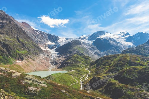 Preview: The Susten Pass links the Reuss Valley at the foot of the Gotthard Mountain with the Hasli Valley