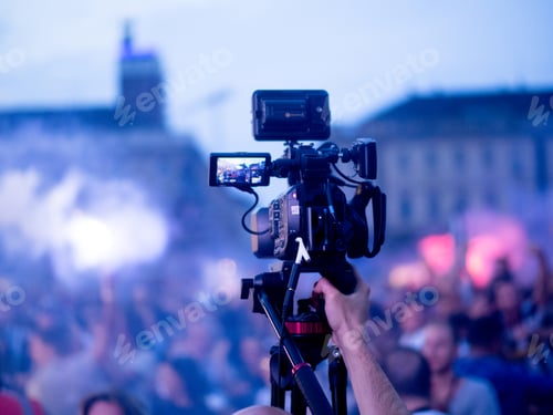 Preview: Broadcasting live event with video camera