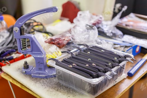 Preview: purse manufacturing, close-up photo