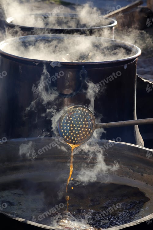 Preview: Making molasses after the grape harvest Anatolia