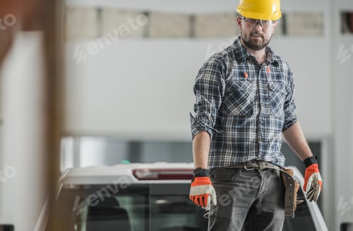 Preview: Professional Construction Worker on Building Site