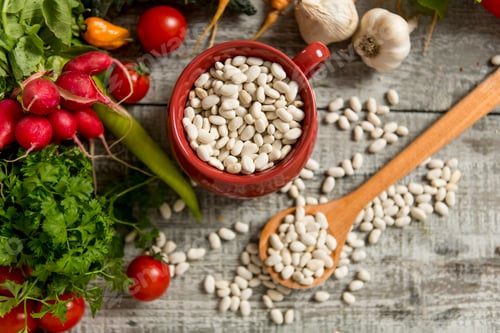 Preview: Fresh food on the table