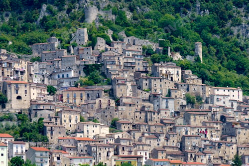 Preview: View of Pesche, old village in the Isernia province