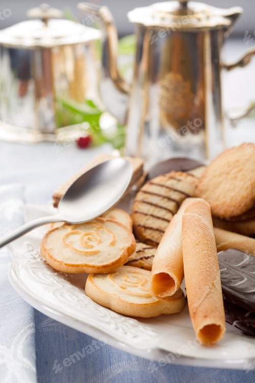 Preview: variety of biscuit over restaurant table
