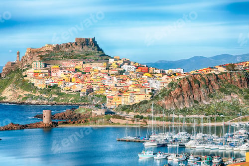Preview: Unbelivable view of Medieval town of Castelsardo. Cityscape of Castelsardo port.