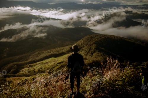 Preview: Mount Silipat