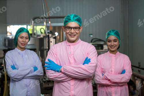 Preview: Worker Checking quality or checking stock of glass bottle in beverage factory.