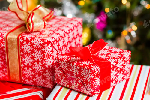 Preview: Presents