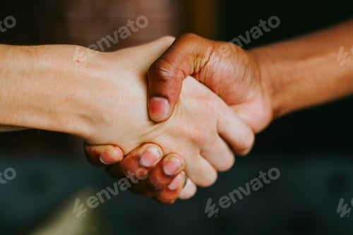 Preview: friends support each other in difficult times, mental health and support