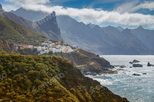 Preview: Scenic view of Taganana village in Tenerife perched on a steep cliff overlooking the Atlantic Ocean