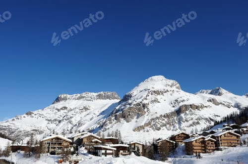 Preview: Mountain ski resort