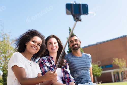 Preview: Friends taking a selfie