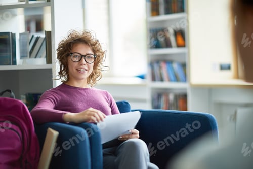Preview: Woman studying at college