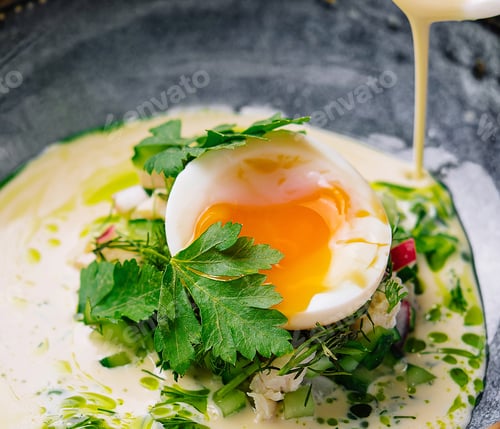 Preview: Gourmet poached egg breakfast bowl with hollandaise sauce