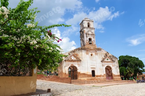 Preview: Church in a small touristic Cuban Town during a vibrant sunny day