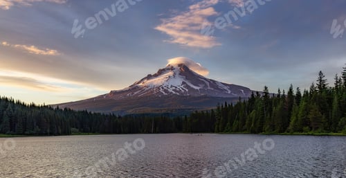 Preview: Lake with Mt Hood during sunset. Trillium Lake, Mt. Hood National Forest, Oregon