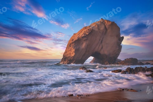 Preview: Penedo do Guincho boulder rock at Praia da Santa Cruz, Portugal